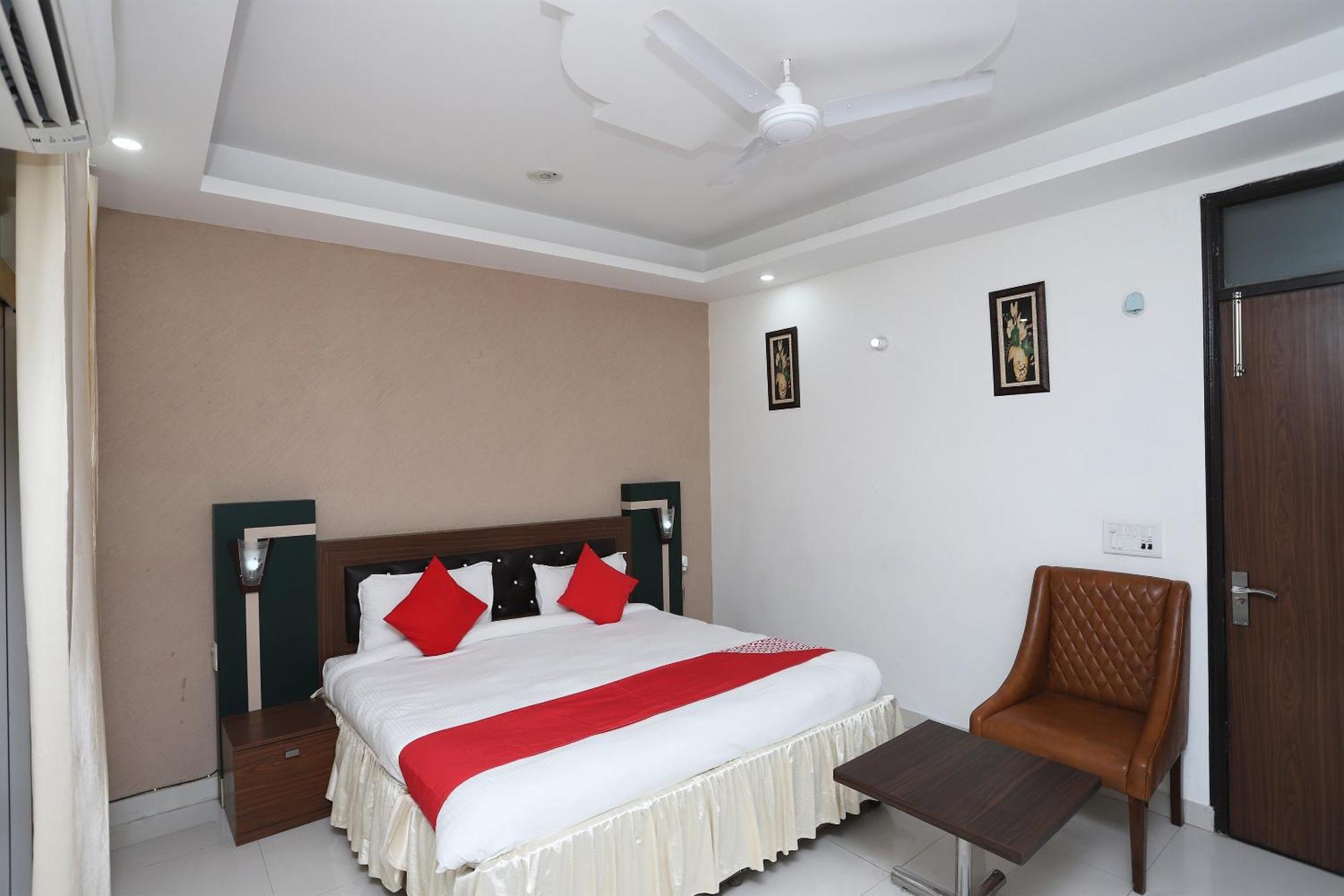 Super Capital O Levanti Near Aravali Biodiversity Park Gurgaon Buitenkant foto